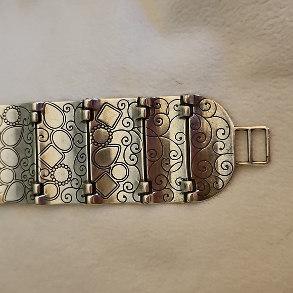 BRIGHTON Eye of the Tiger Multi-gemstone Scroll Wide Tile Bracelet - Picture 7 of 9